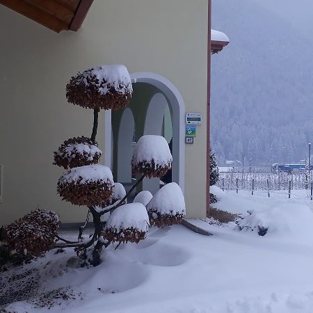 Agritur Melissa Villa Croviana ภายนอก รูปภาพ